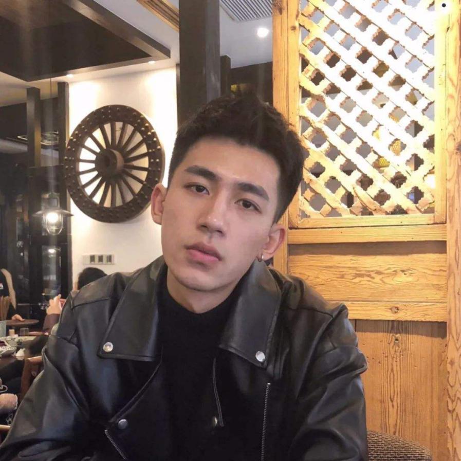 栗子头发型最流行,男士栗子头发型2021流行发型