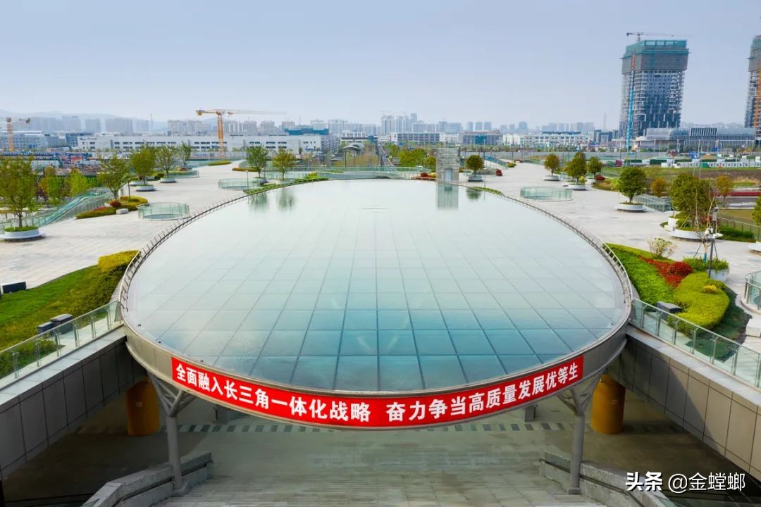 地铁连接商业综合体通道平面图,新建一座大型城市商业综合体