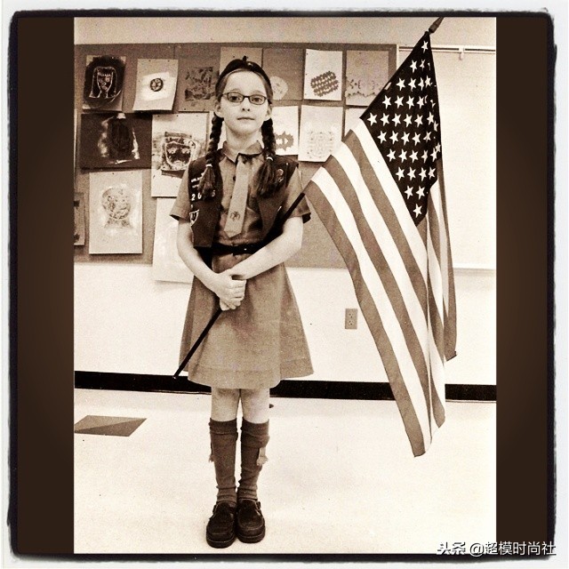 美人不做“花瓶”?她会芭蕾提琴走秀演戏,还是门萨高智商会员