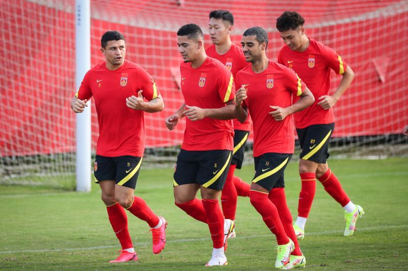 瘦死的骆驼真的比马大,瘦死的骆驼比马强