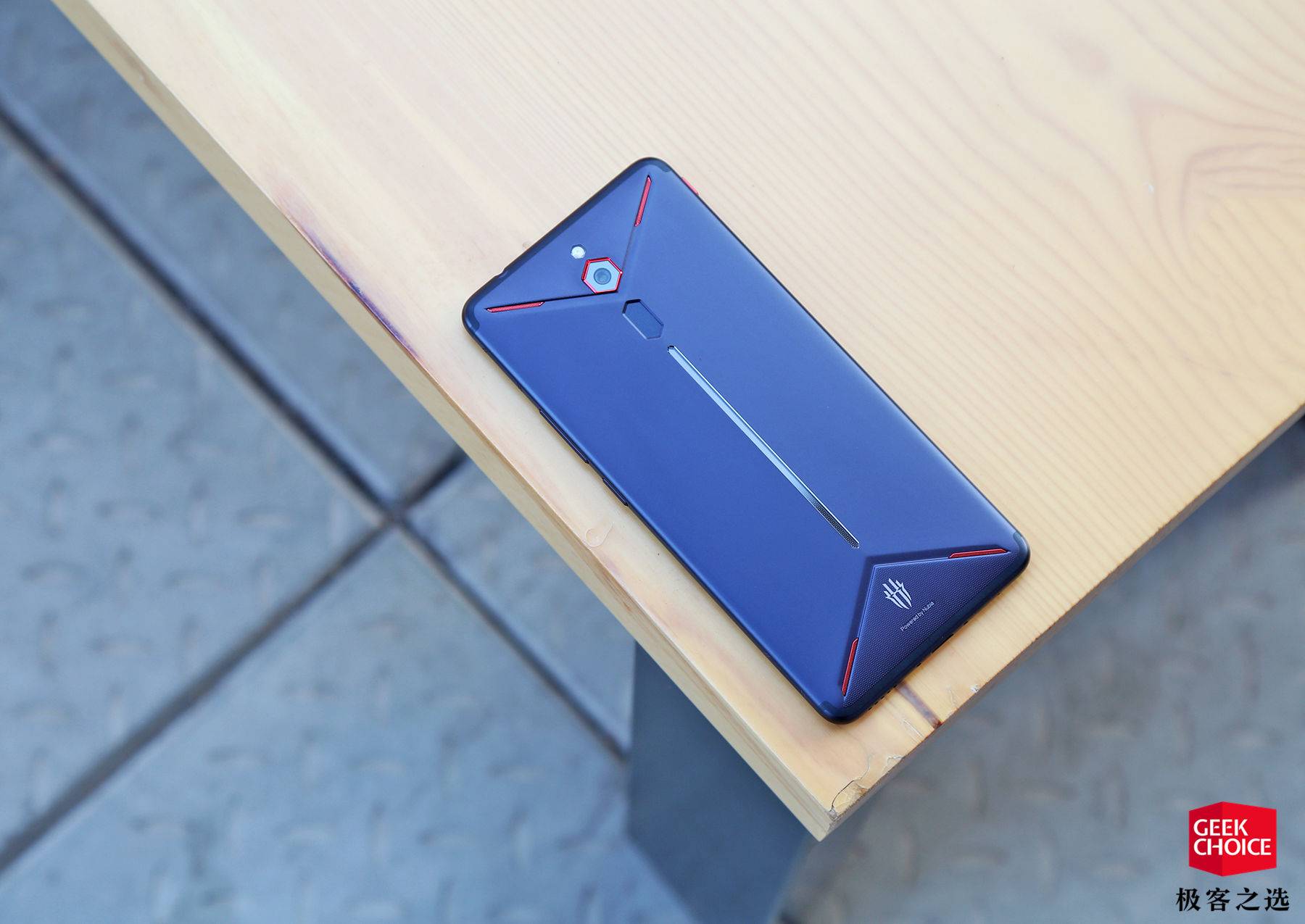 红魔mars评测发热,红魔mars和黑鲨的散热功能