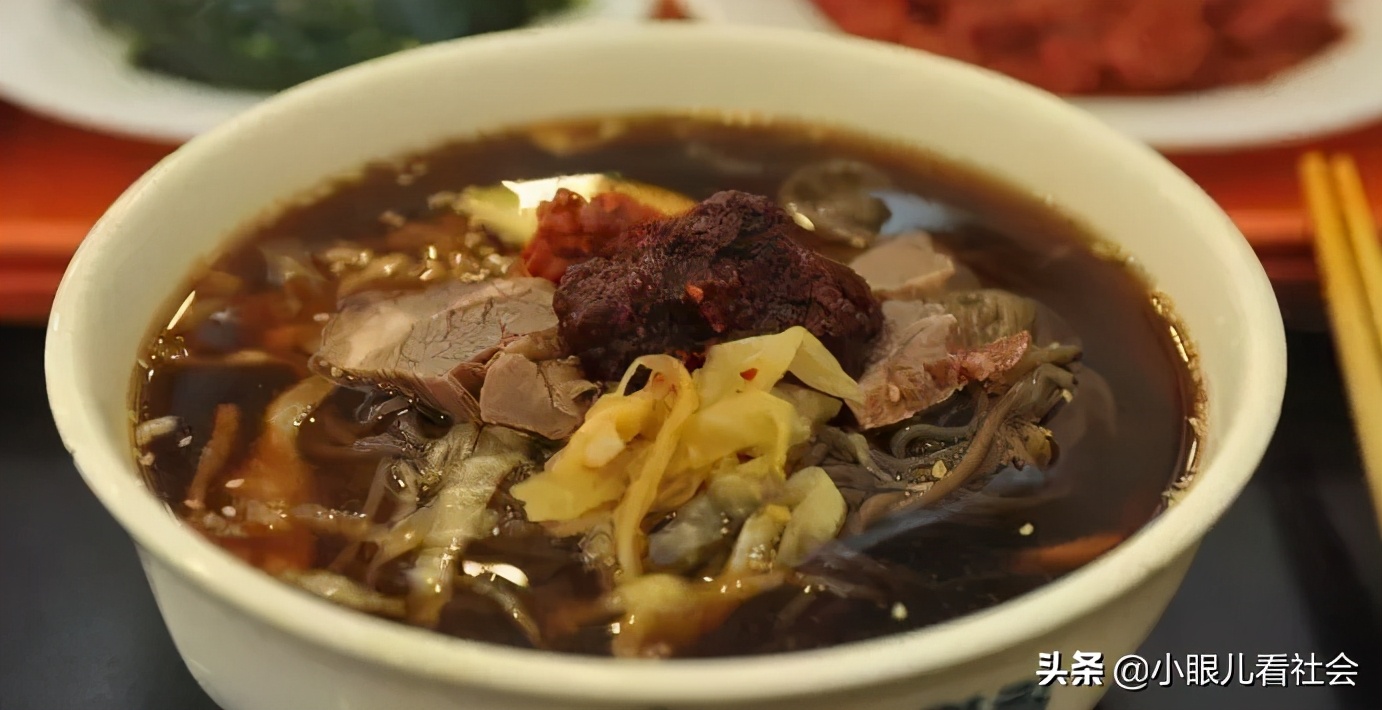 老北京胡同为什么不拆了建高楼,王府四合院腾退了吗