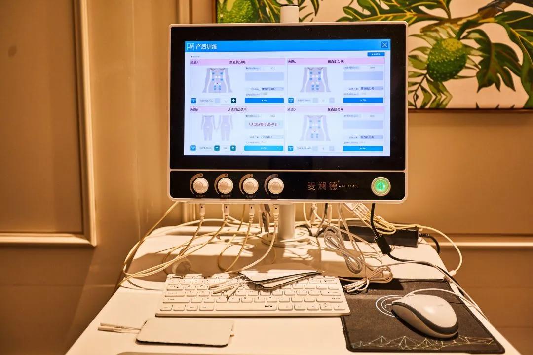 奚梦瑶自曝产后脊柱错位,奚梦瑶产后脊椎错位能治好吗