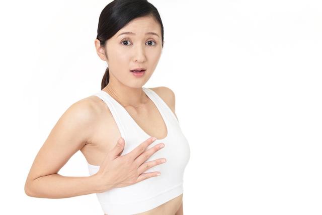 乳房太大可不可以做手术,乳房过大能手术吗