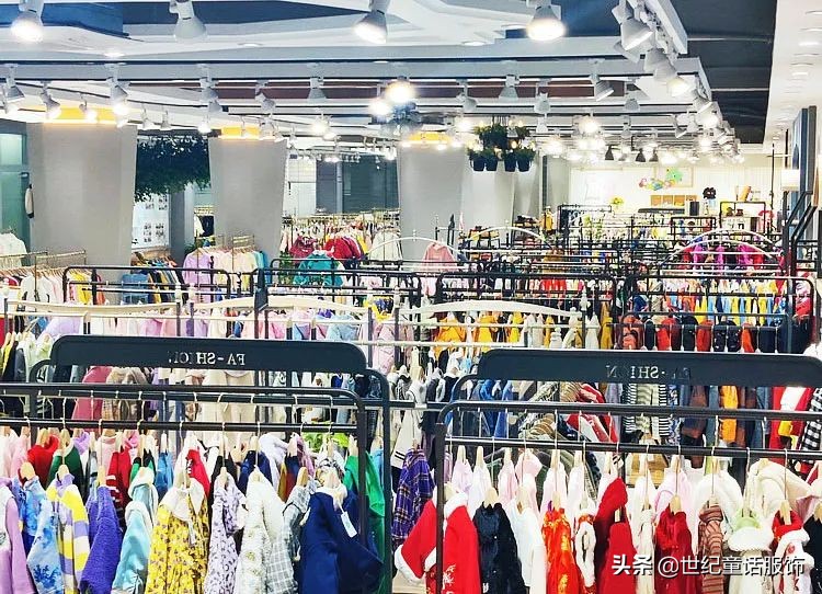 品牌童装折扣店选择什么品牌,折扣童装为什么这么火热