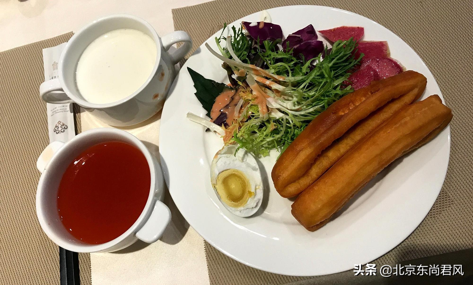 在大草原深处享受上一顿特色蒙餐,北京的特色蒙古餐厅