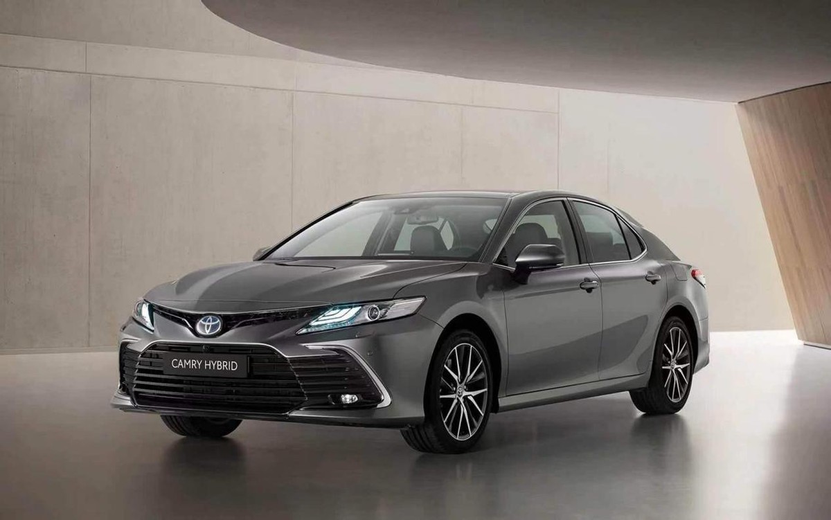 凯美瑞旅行版入华,15年入户13款2.5动力凯美瑞