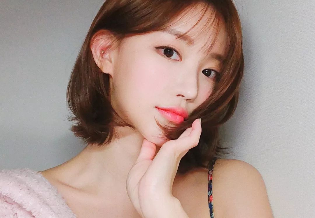 染发剂自己染褪色,自己买的染发剂染白发发根发黄