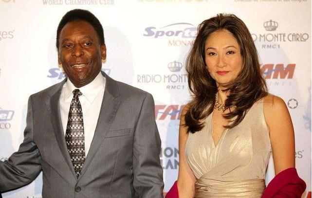 8旬老人娶小30岁老婆,80岁球王娶日本美女