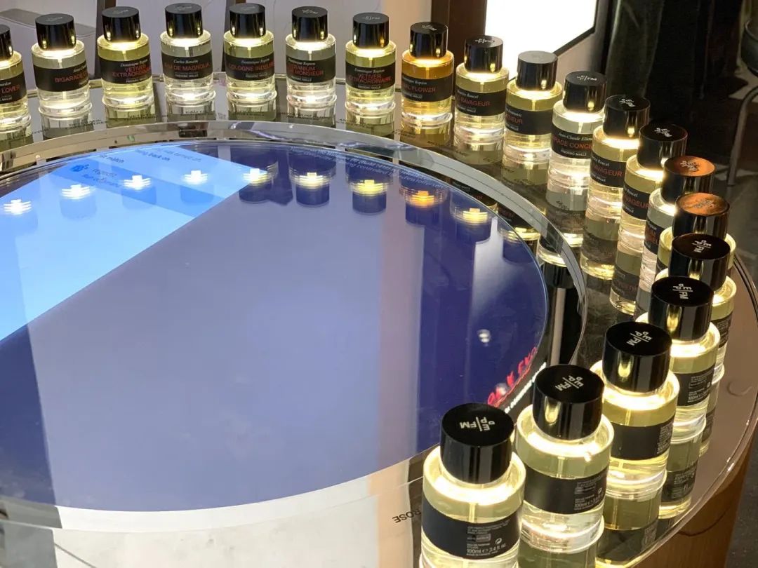 闆呰瘲鍏伴粵鍖椾含skp,闆呰瘲鍏伴粵杩涢┗涓浗