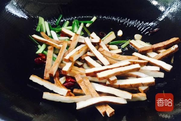 女儿最爱这道菜，做法简单，鲜美又补钙，五分钟出锅，我家常做