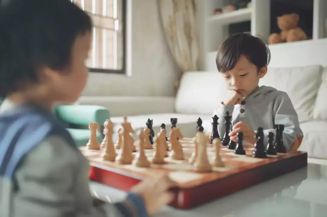 如何帮助学生培养独立思考的能力,如何通过提问来提升孩子的思考力