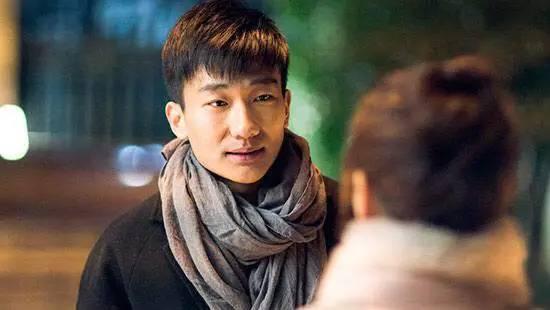 欢乐颂应勤嫌弃邱莹莹污点是什么,曲筱绡调侃邱莹莹和应勤