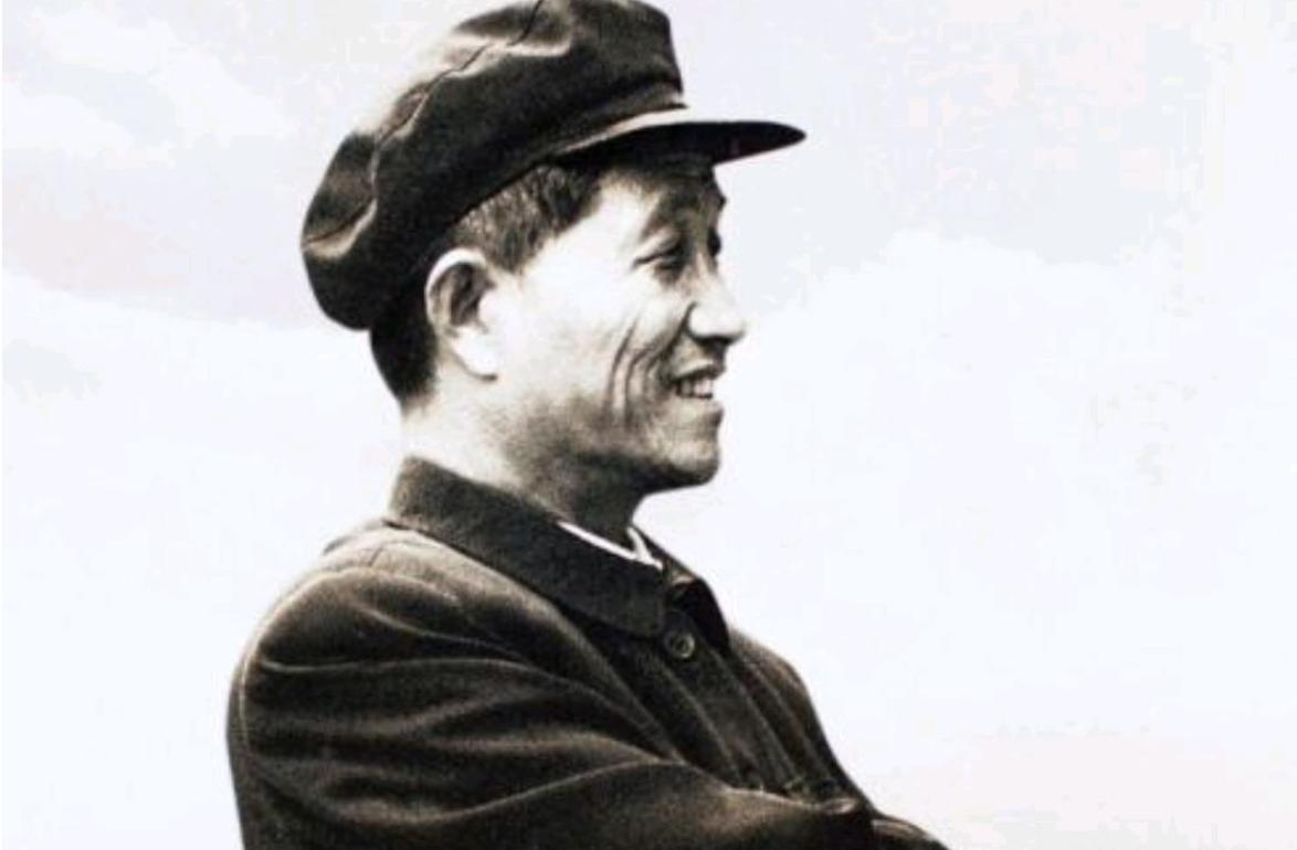 1934年，山西一货郎救下3000红军，晚年才知其中97人成了开国将军