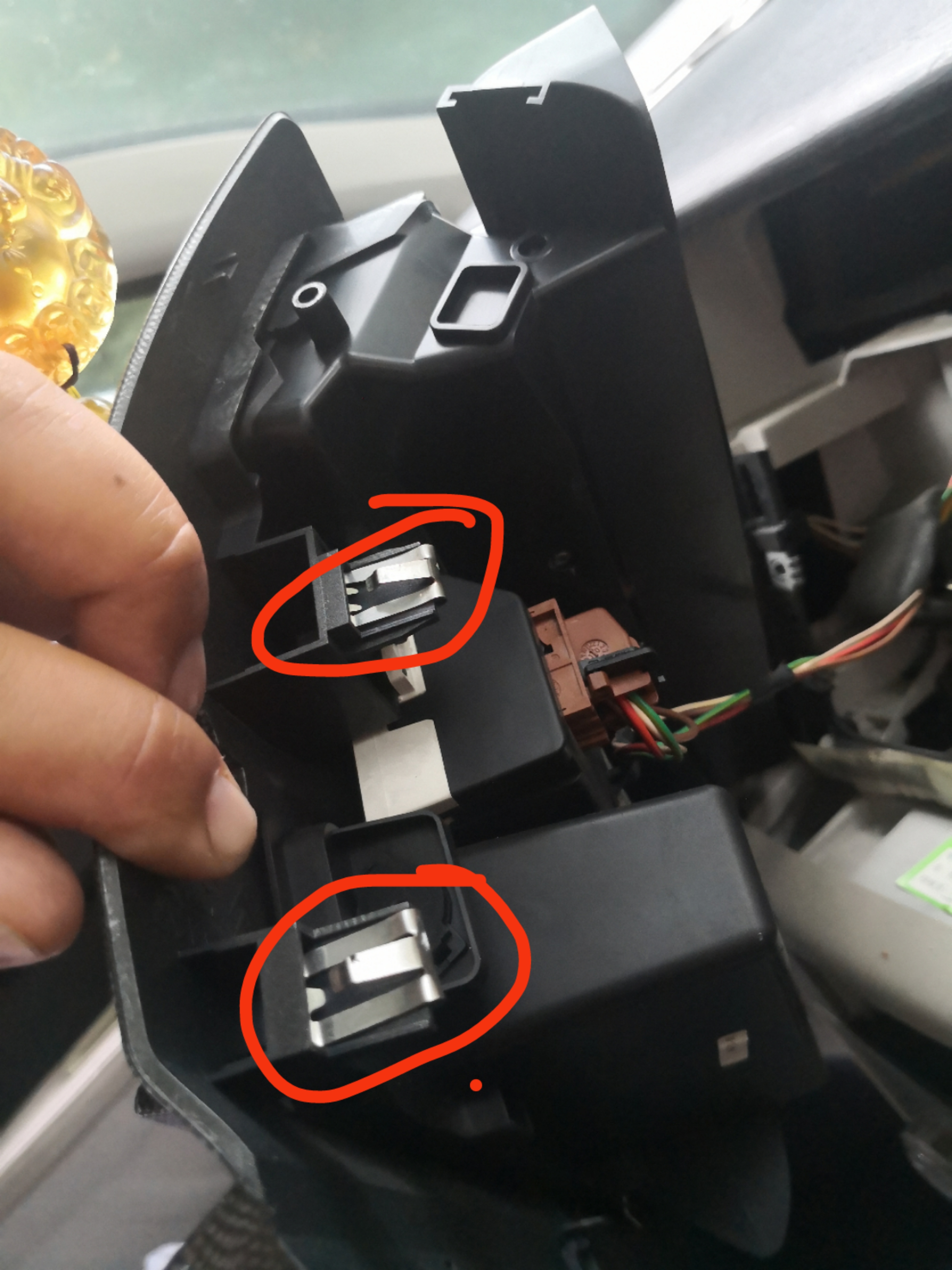 2012款世嘉改方向盘中控屏,2011款世嘉原车倒车影像