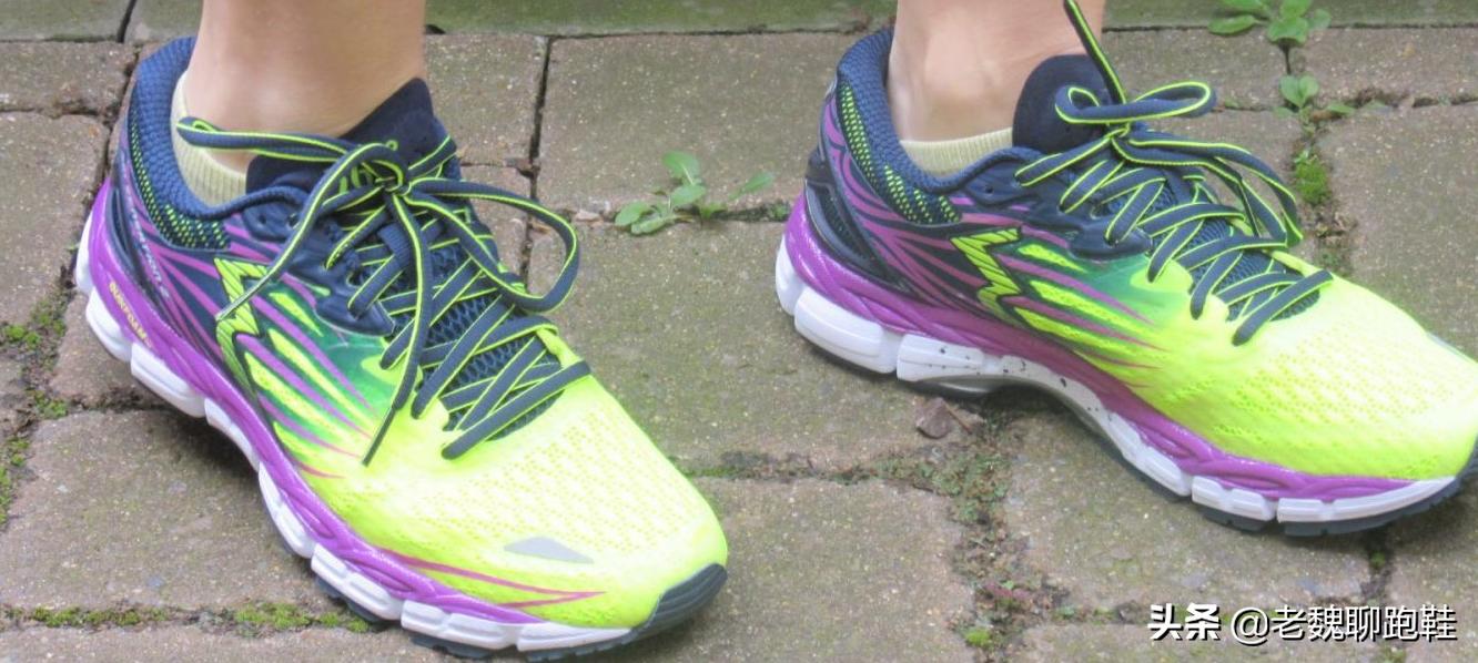 300元的跑鞋361,300元的跑鞋竞速361