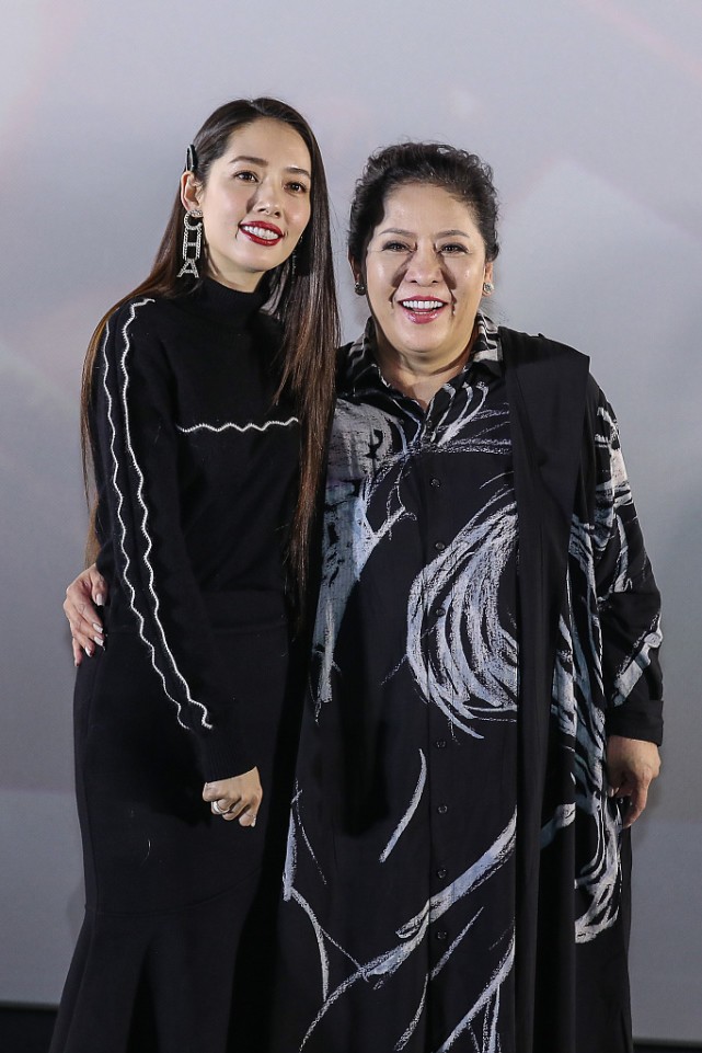 向太汪小菲直播,向太直播带货成交额破2亿