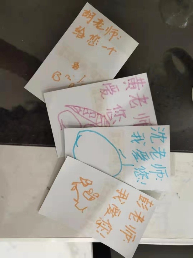 教师节应该送什么礼物简单,教师节送什么礼物实用仪式感