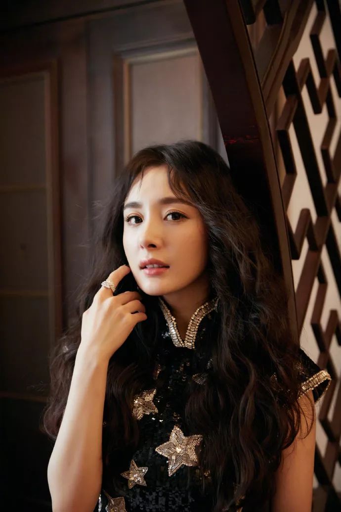 杨幂同款网纱防晒打底衫,杨幂黑网纱打底衫