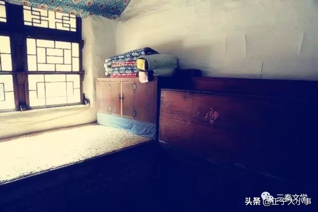 家乡的炕席视频,家乡的老土炕原唱