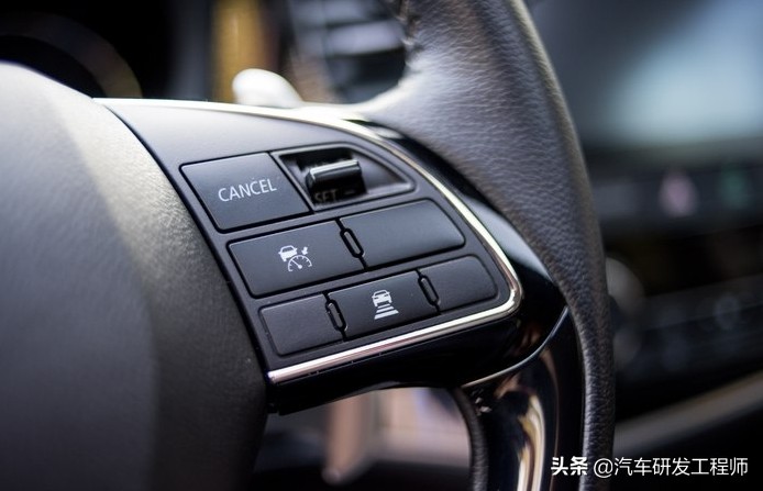 三菱欧蓝德车舒适实用吗,三菱欧蓝德1万公里感受