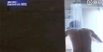 他要回归啦！韩剧扛把子、长腿欧巴始祖，还公开承认看过小电影