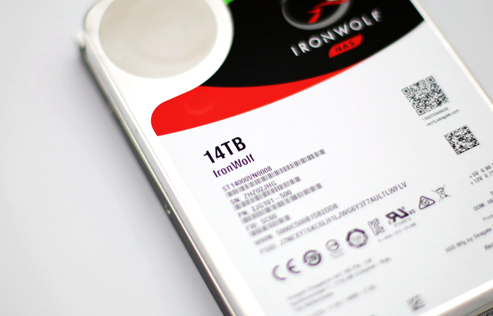 希捷8t酷狼pro硬盘对比评测,希捷酷狼10tb硬盘