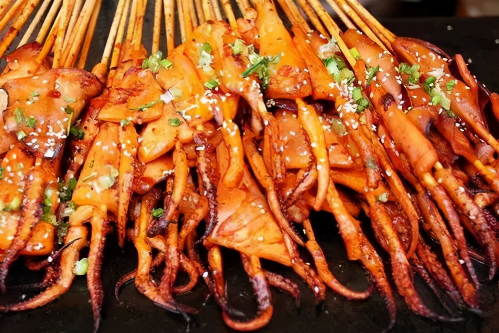 2元一根烤肠到底是怎么做的,2元一根的烤肠做法