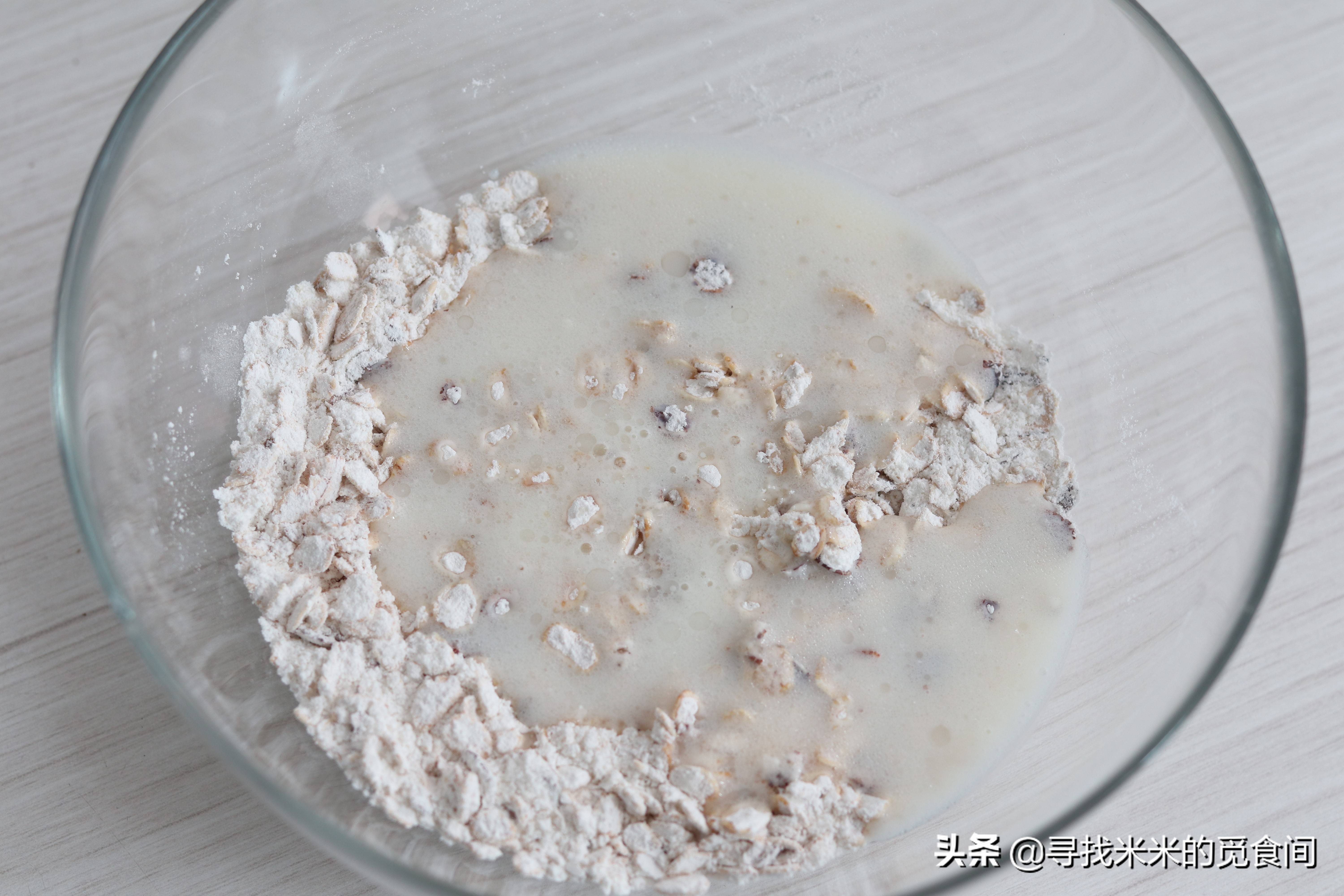 女明星分享的食谱靠谱吗?实测董洁版燕麦芝麻薄脆,结果有些意外