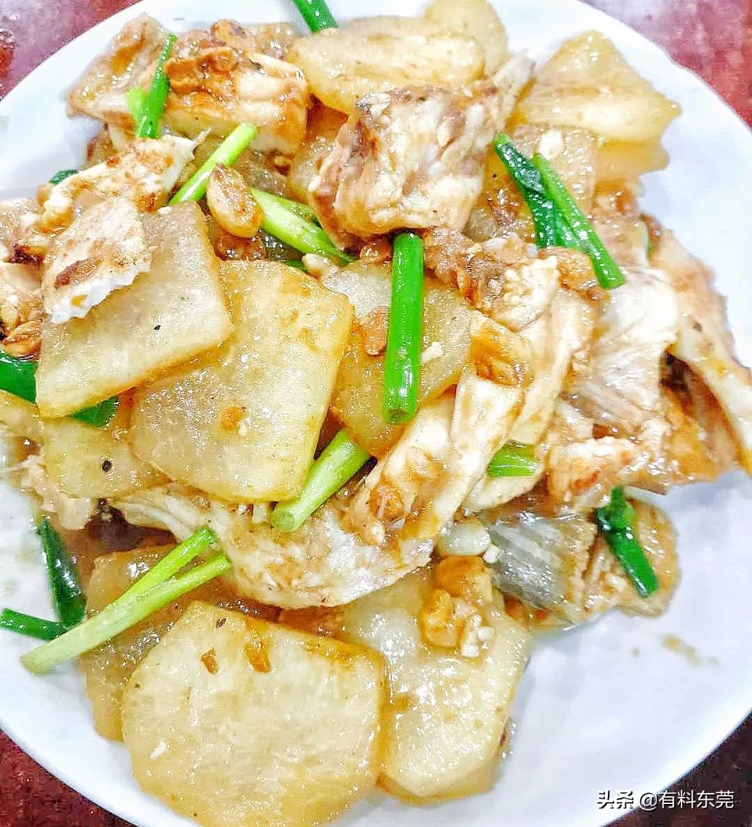 东莞某高校门口有间大排档，让你心甘情愿吃到怀孕!!