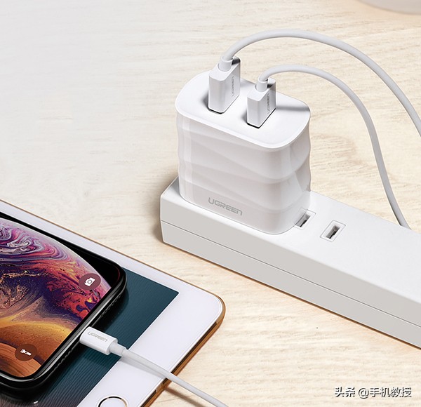 千万别乱用手机充电器导致不耐用,不同牌子的充电器能给手机充电吗