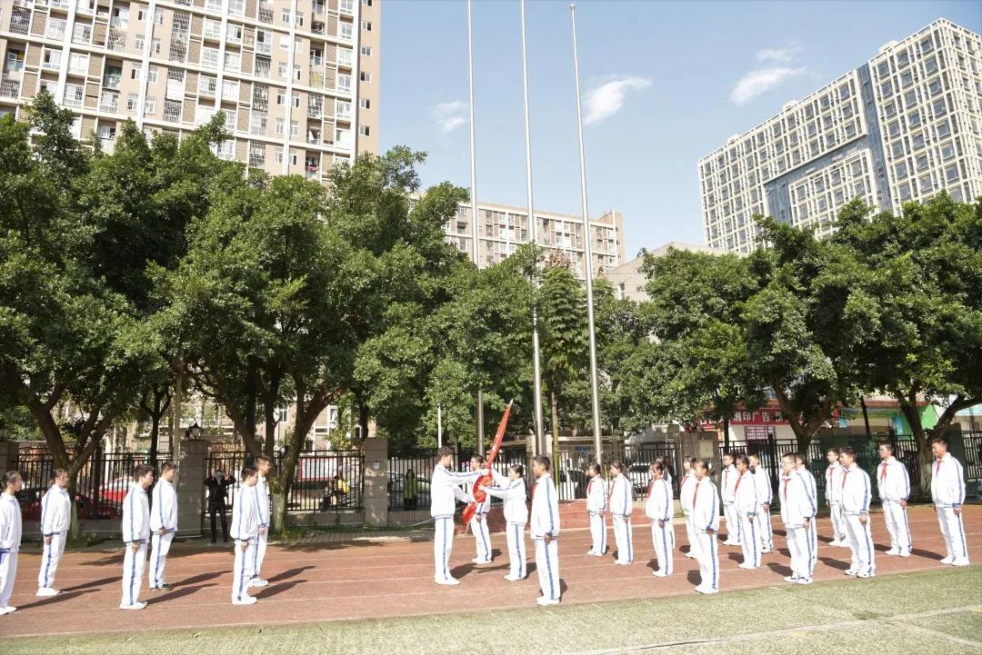 机器人在技能大赛上尬舞,世界机器人舞冠军挑战赛