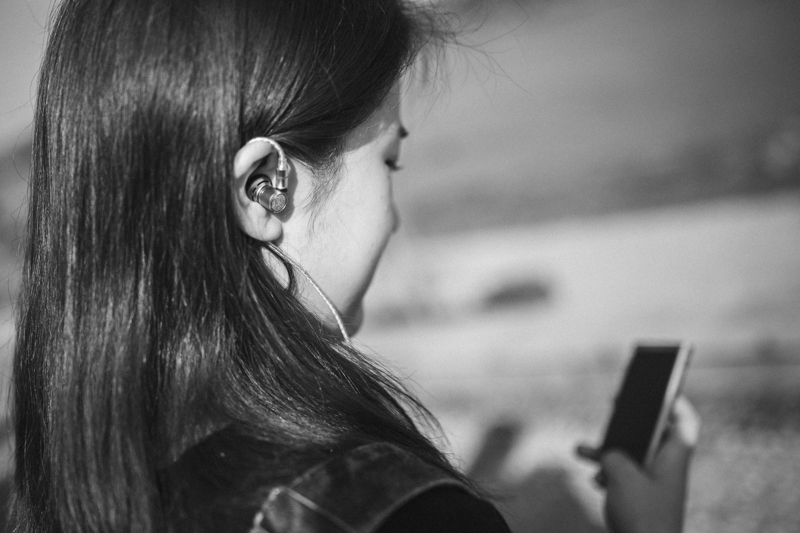 情怀平头塞新品,15mm大振膜,可换线设计,1099元的它你会喜欢吗