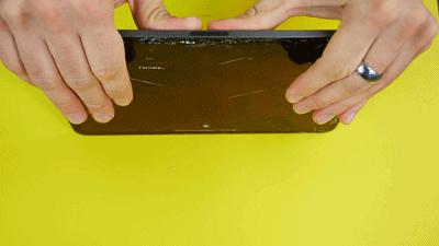 2022ipadpro摔落测试,苹果ipadpro2020抗弯折测试