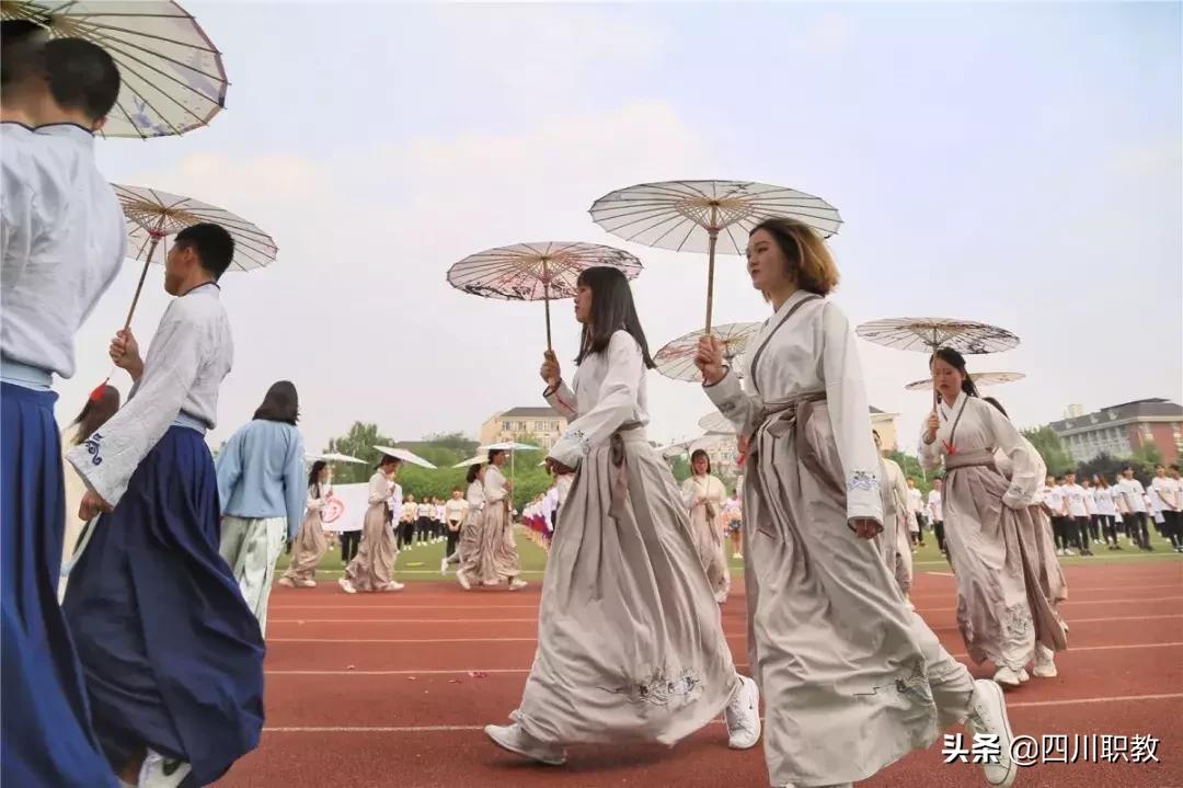 成都大学运动会来自不同国家,成都大学世界大学生运动会