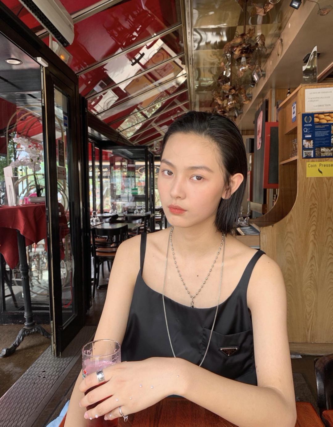 为啥相同的穿搭自己不穿不好看,同样的穿搭为什么别人穿更好看