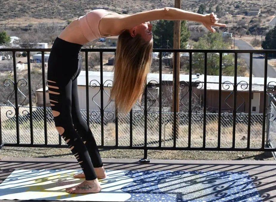 阿斯汤加拜日式瑜伽视频完整版,瑜伽阿斯汤加拜日式完整教程