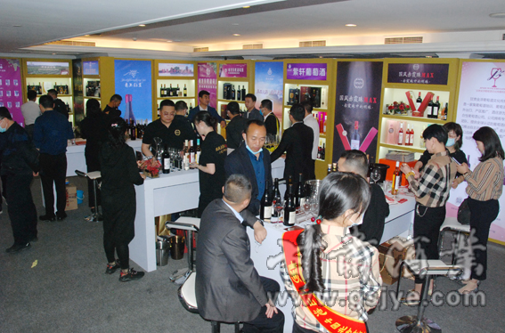 鎴愰兘钃夊煄鍥涙湀,钃夊煄鍥涙湀