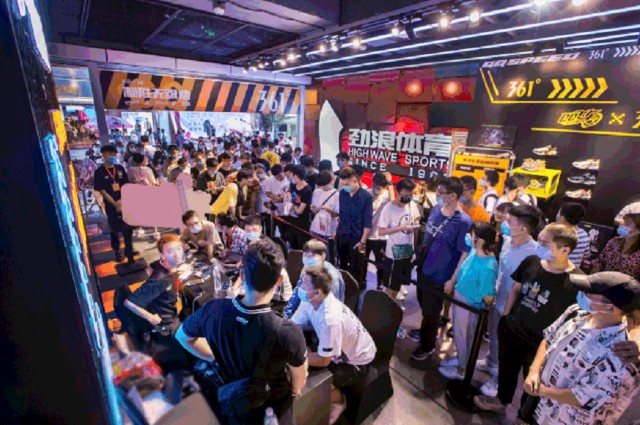 361度带你走向时尚的前沿,361度进化