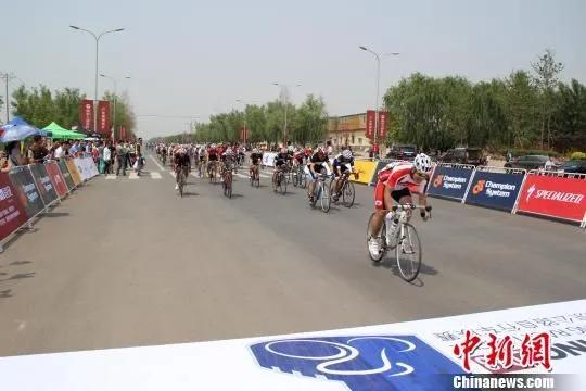 要啥自行车啊上一句,2400w的功率自行车有多厉害