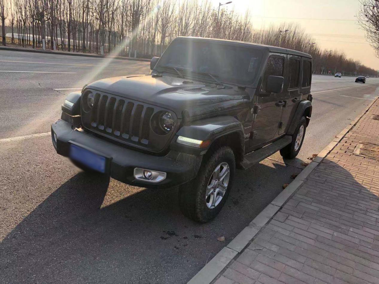 牧马人20万公里了油耗高怎么保养,农村小伙喜提路虎