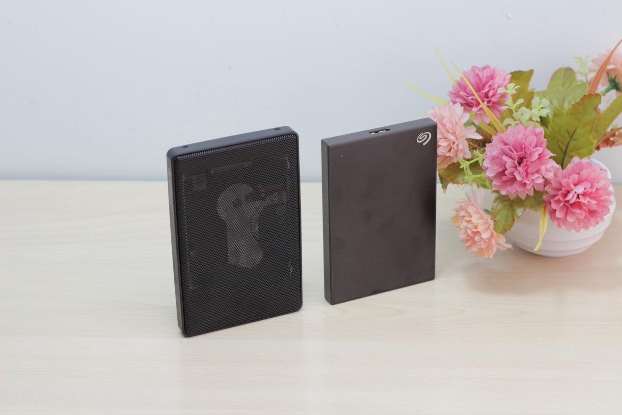 希捷银河系列企业级硬盘评测,薄如蝉翼轻如鸿毛图片