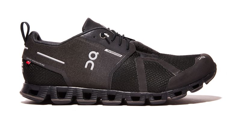 铁三选手很喜欢,穿着上街也时髦,瑞士跑鞋品牌“On”有9款推荐