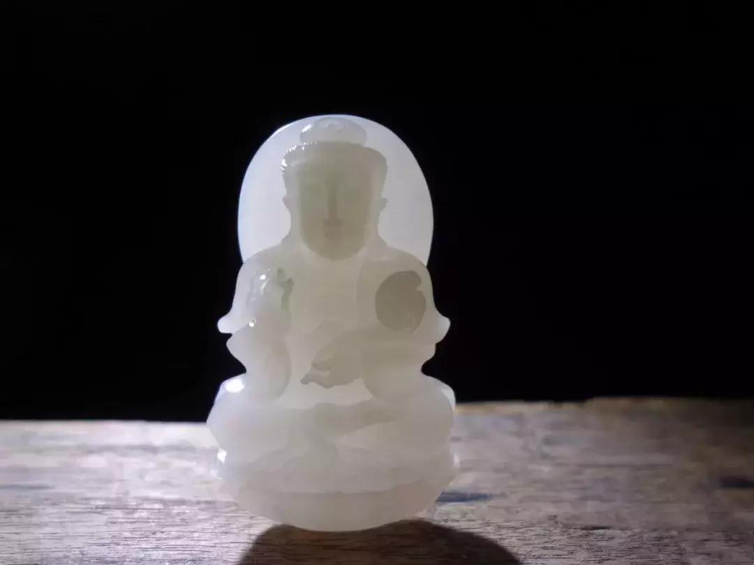 收藏和田玉最多的大师,和田玉收藏老白玉