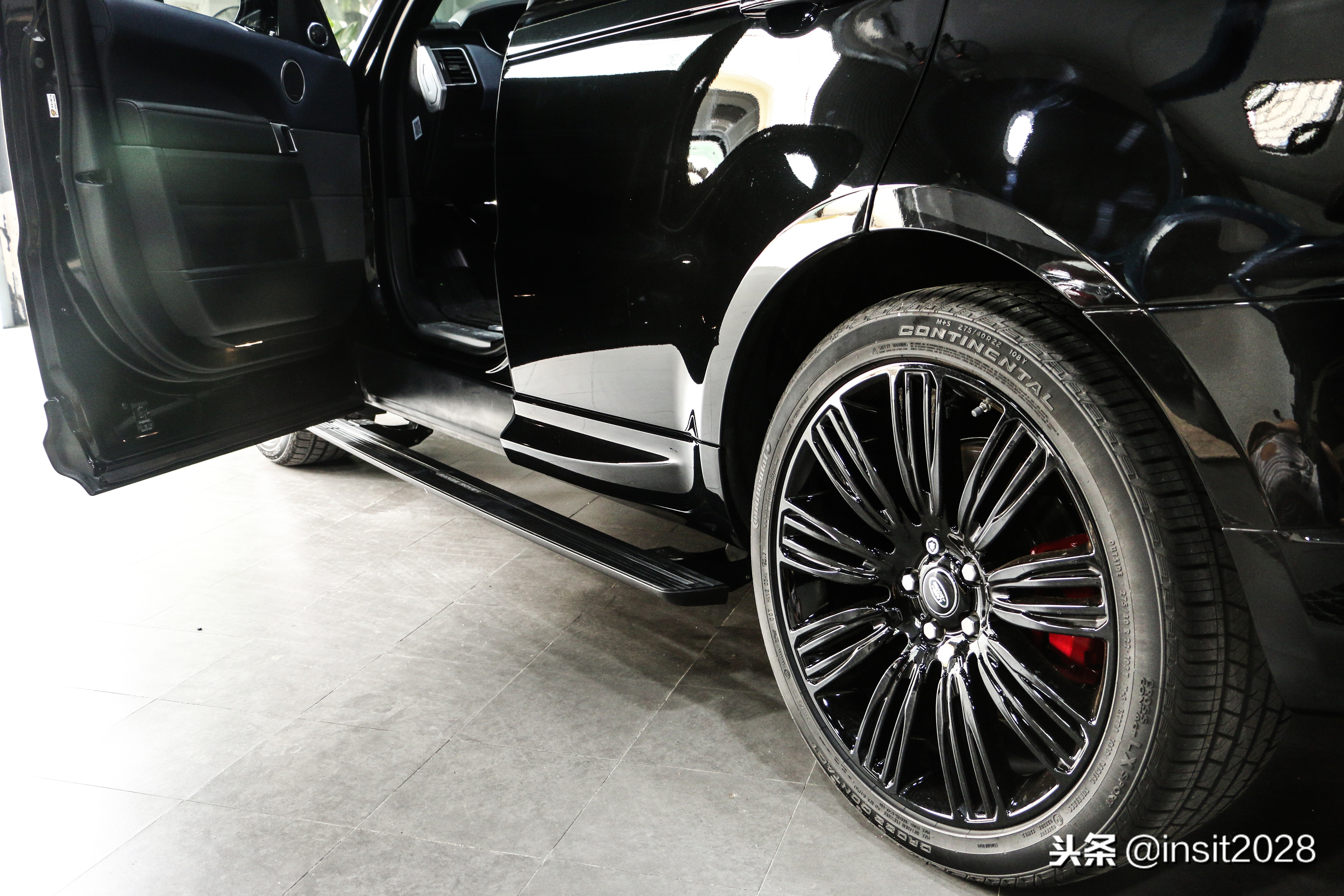 越野路虎和大g,路虎揽胜和奔驰大G选哪个