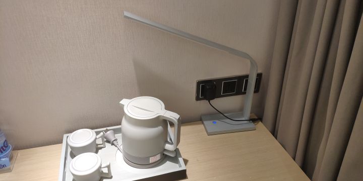 丽枫酒店商务和豪华怎么选,中端连锁酒店丽枫全季