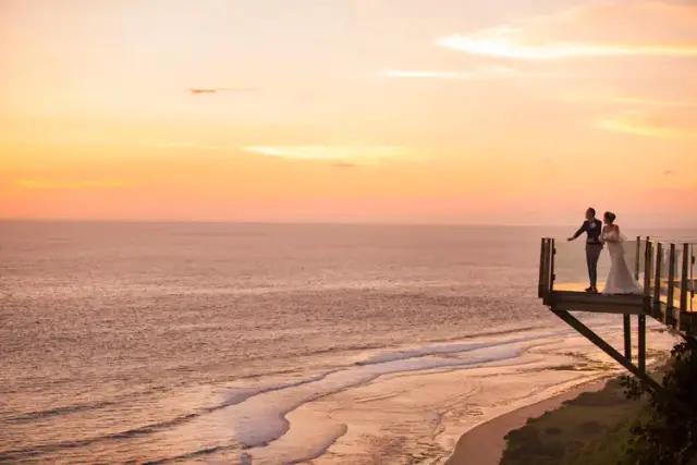 「快资讯」后浪们，到底还能把婚礼玩出什么“花”？