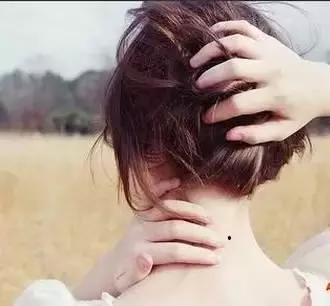 女人身上最好的痣右胸有痣,身上哪些痣是福痣