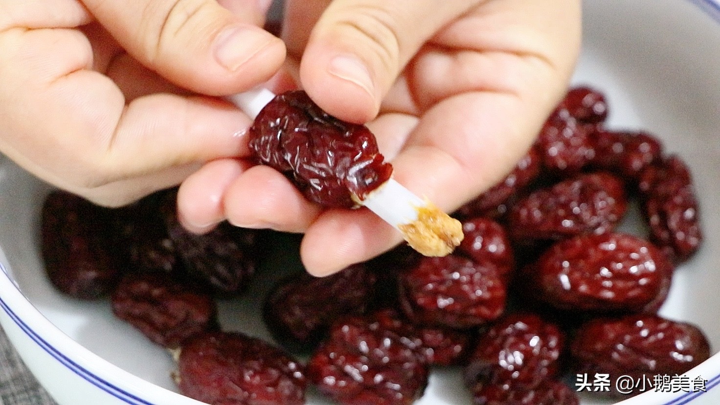 早餐红枣糕做法,枣泥糕无油无糖