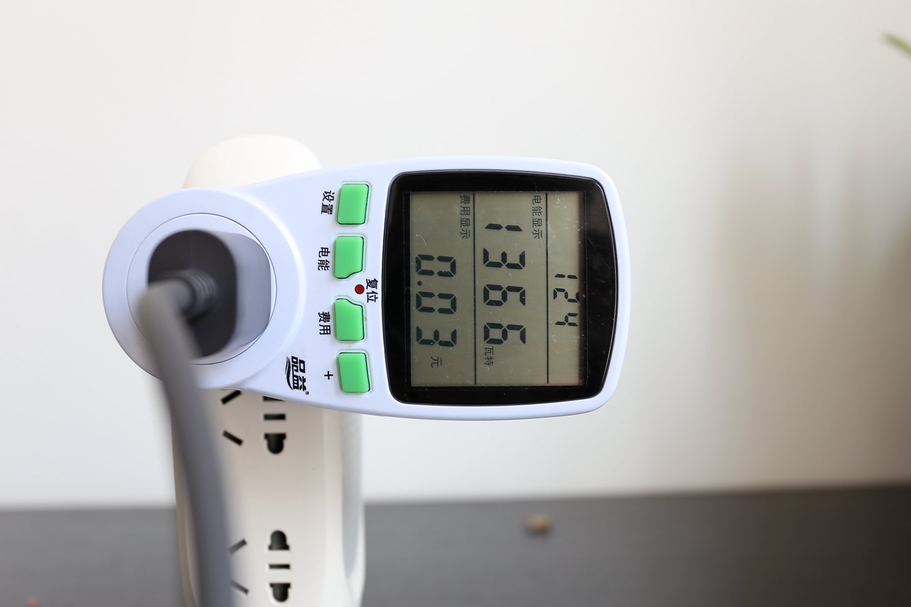 戴森dyson supersonic 吹风机hd08 (戴森吹风机和莱克涡扇吹风机对比)